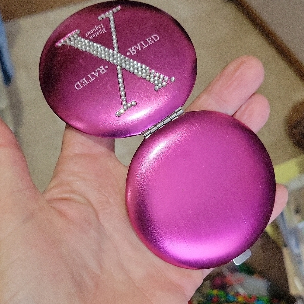 Pink Compact Mirror with Rhinestone X - Picture 3 of 3